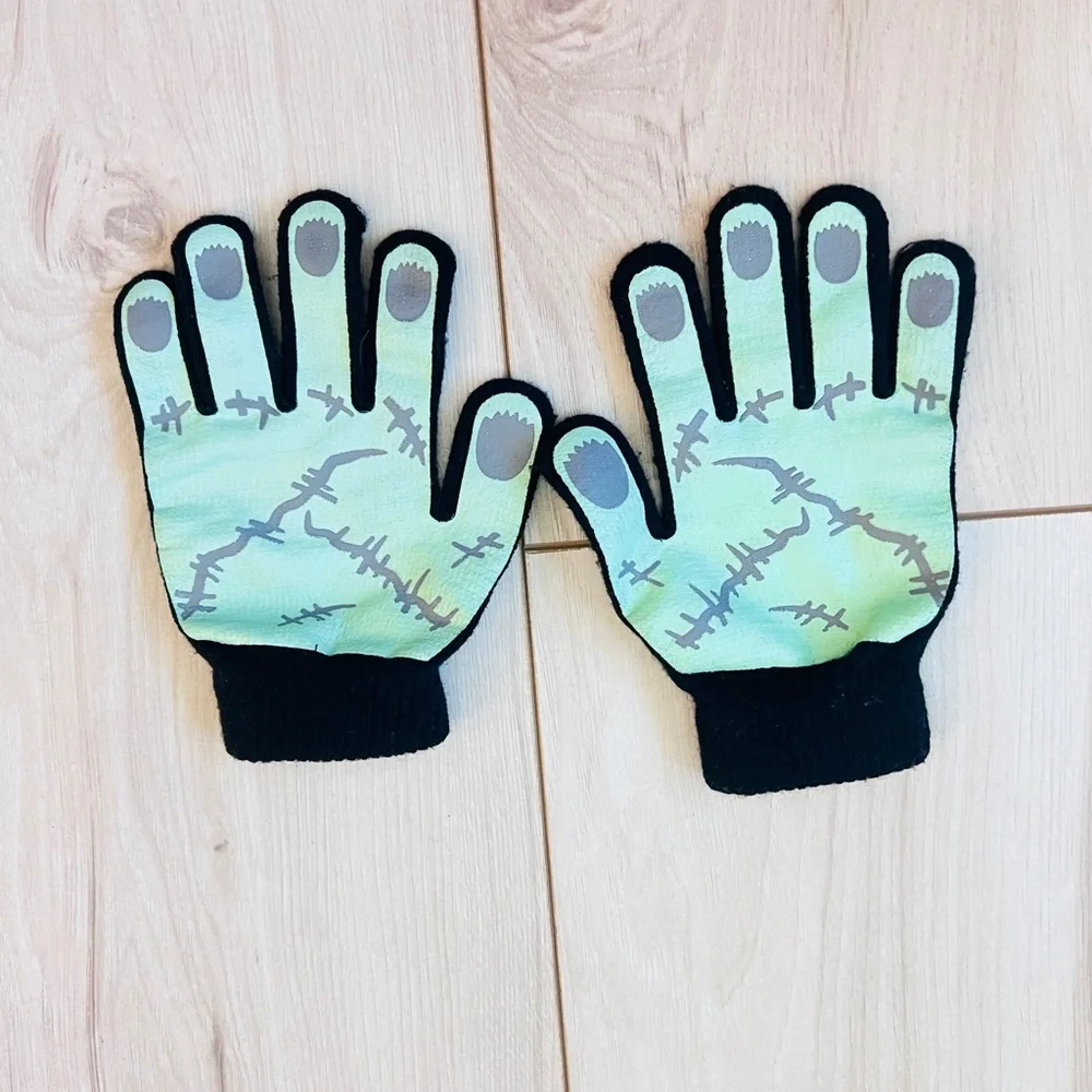 Kids Green Monster Gloves
